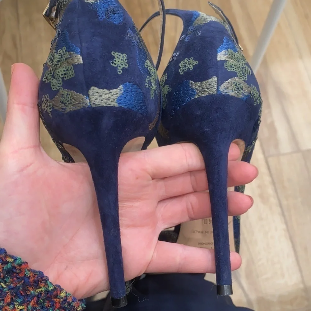 Jimmy Choo /  Lucy 100 D’Orsay Pumps Sequin floral Pattern 39 9